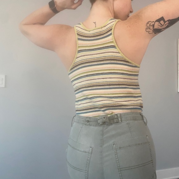 sweater tank top - Picture 3 of 5